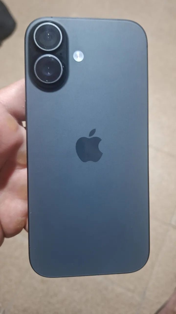Vende-se IPhone 17  - Foto 4