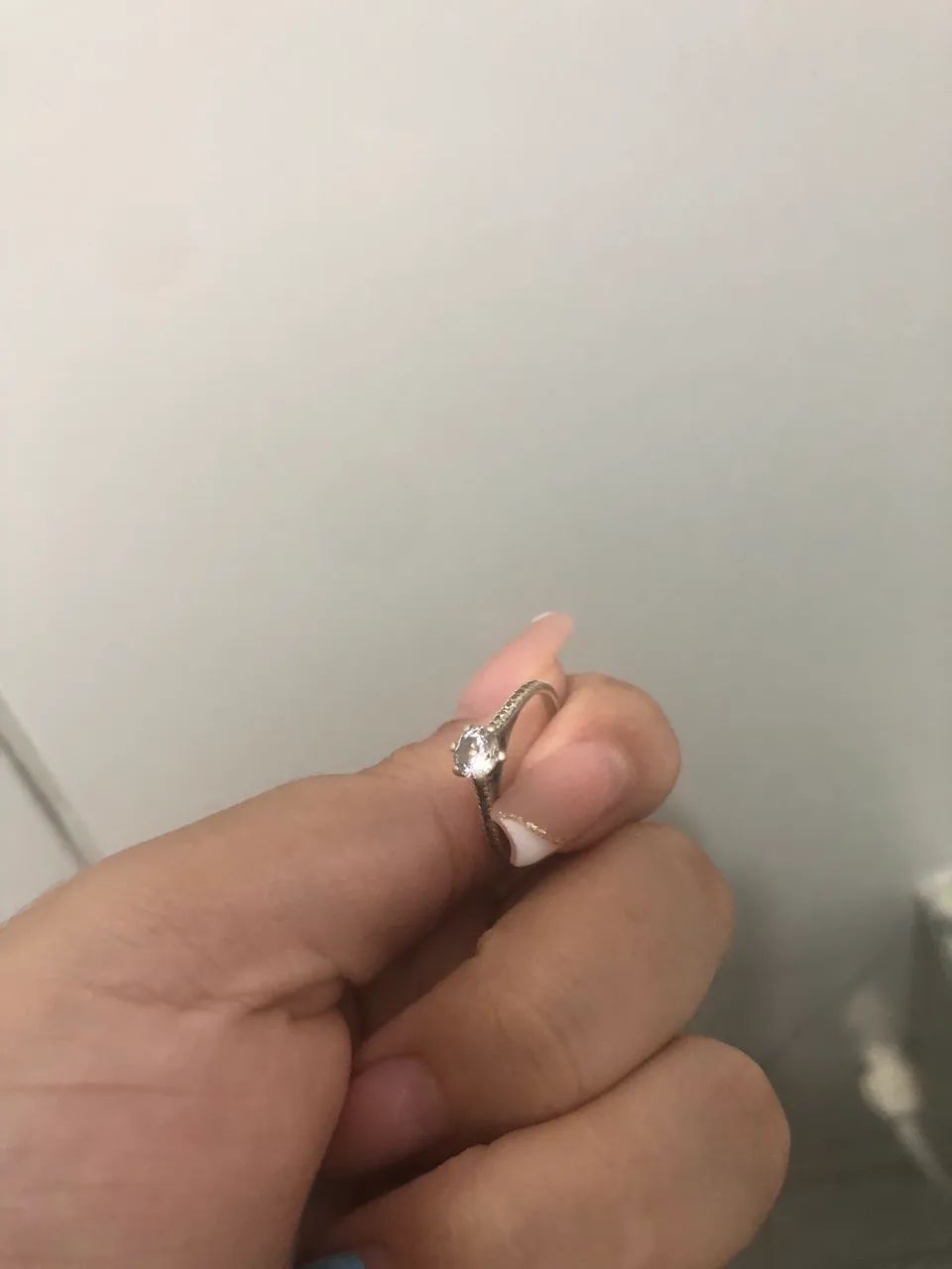 Vendo solitária 