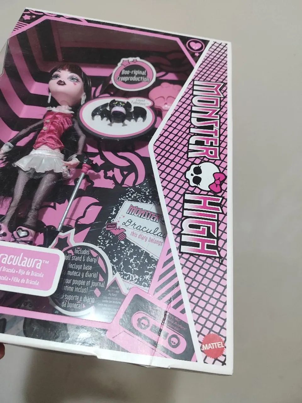 Boneca Draculaura Creeproduction Monster High (leia) - Foto 4