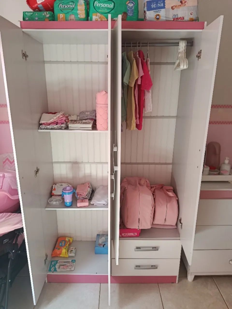 Conjunto berço, guarda roupa e colchão  - Foto 4