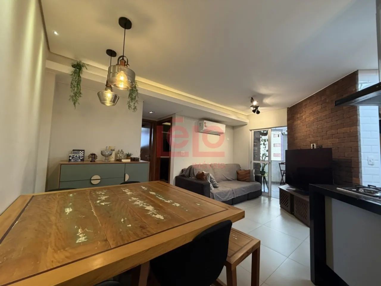 Apartamento MOBILIADO à Venda no Novo Centro de Maringá. - Foto 2