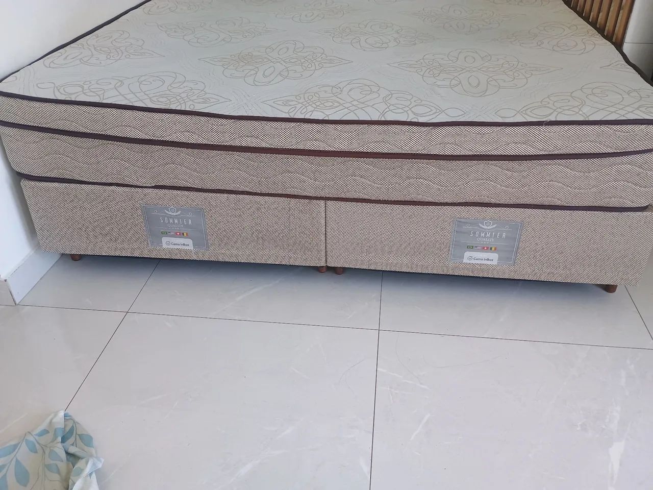 Cama king size 