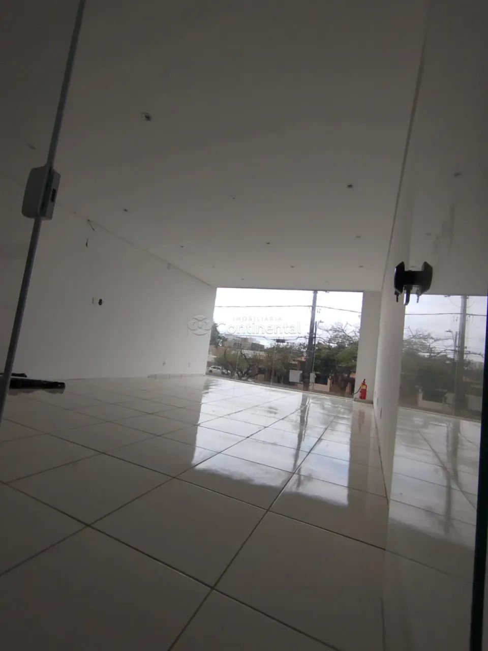 Salão comercial para locação em Dourados-MS. - Foto 2