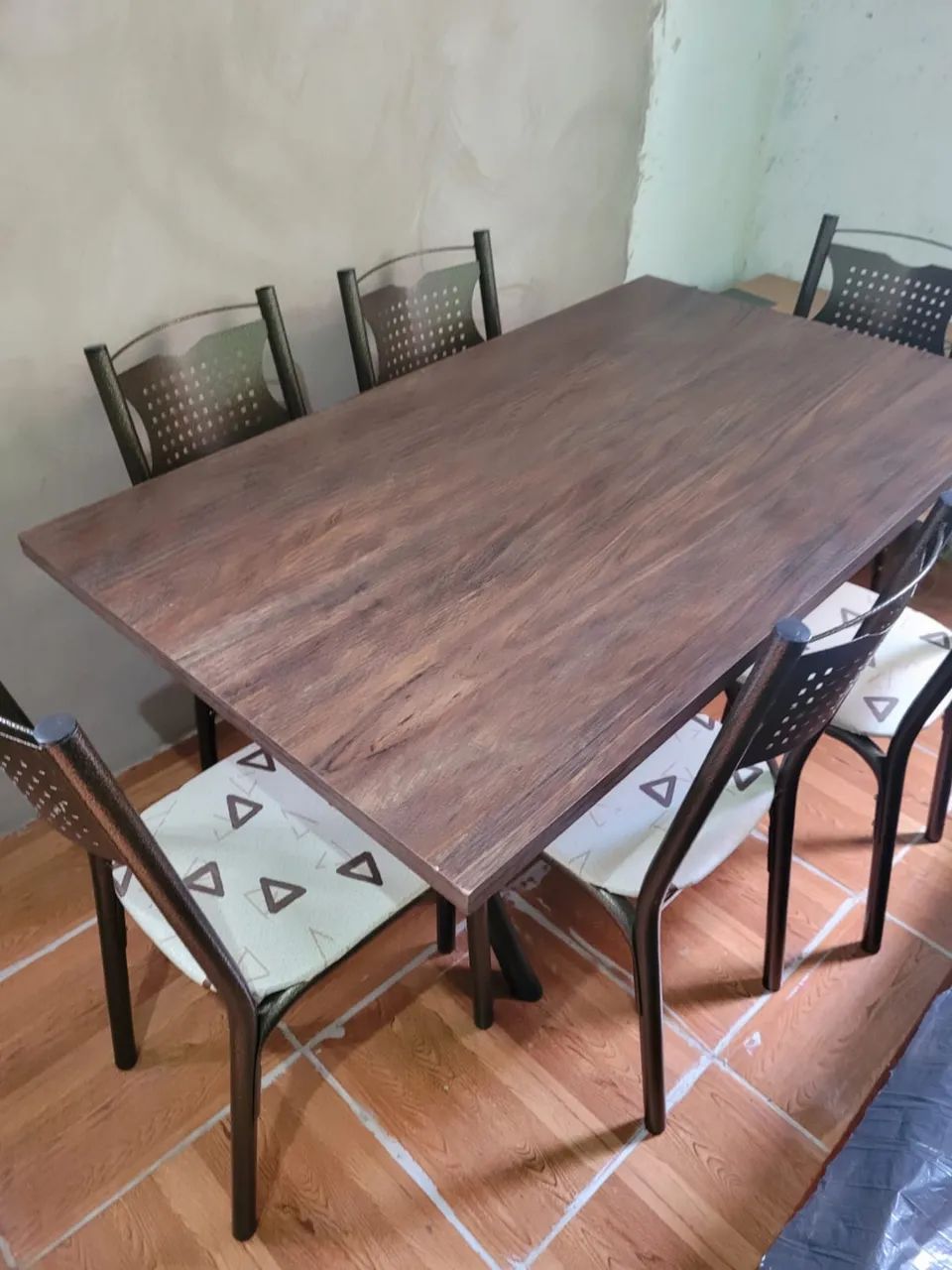 Mesa com 6 Cadeiras  - Foto 3