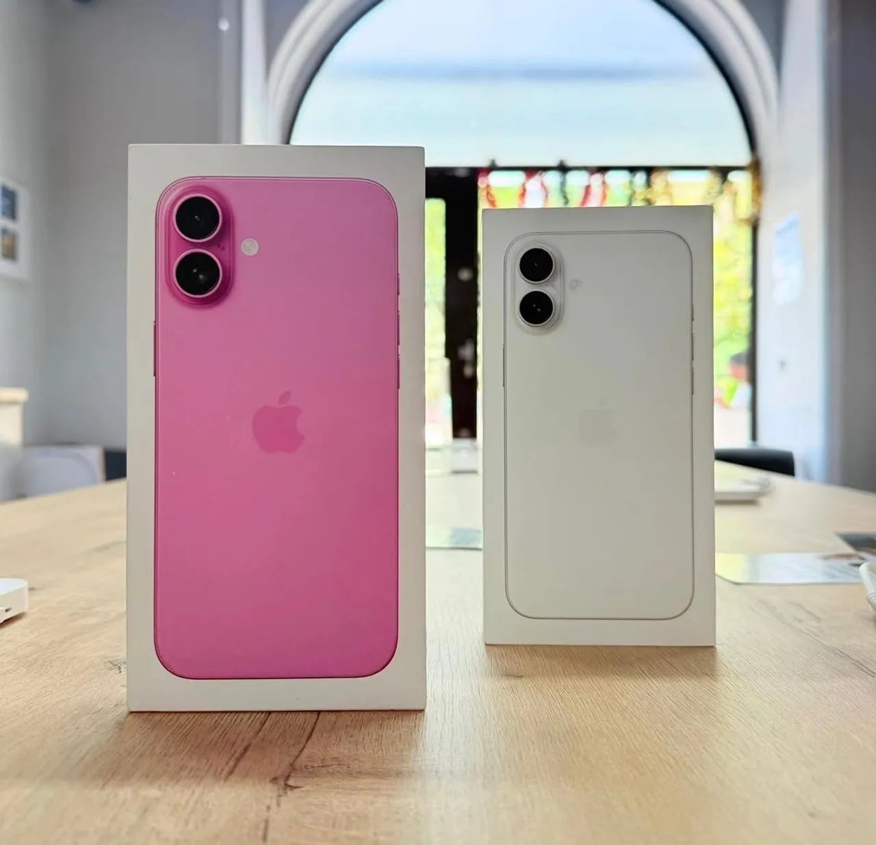 Iphone 16 128GB LACRADO - Foto 3