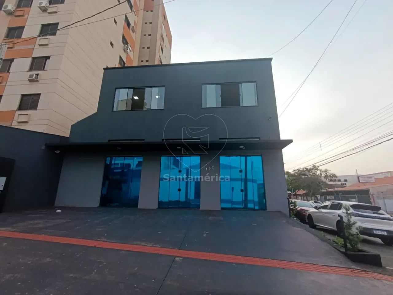Sala comercial para locação no Centro de Londrina próximo da Avenida Leste Oeste