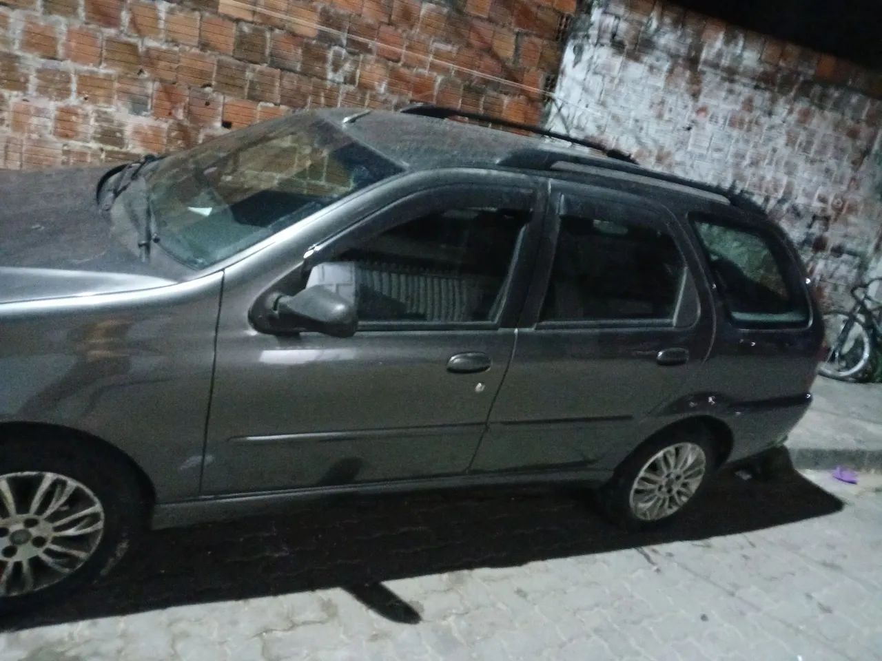Fiat Palio Weekend Stile 1.6 MPI 16V 4P 2001