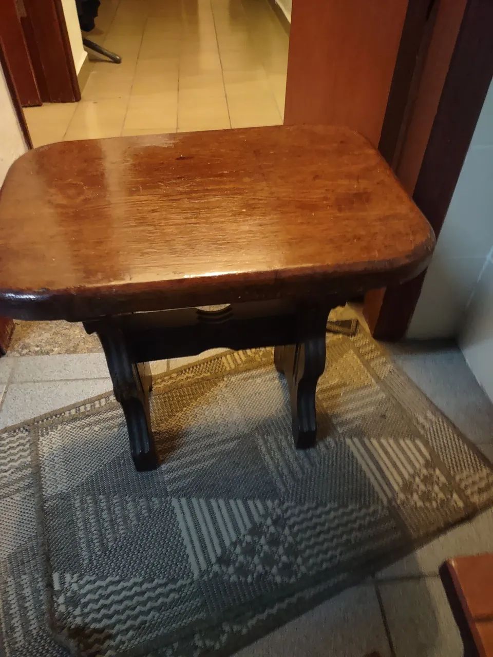 Banco de madeira maciço  - Foto 4