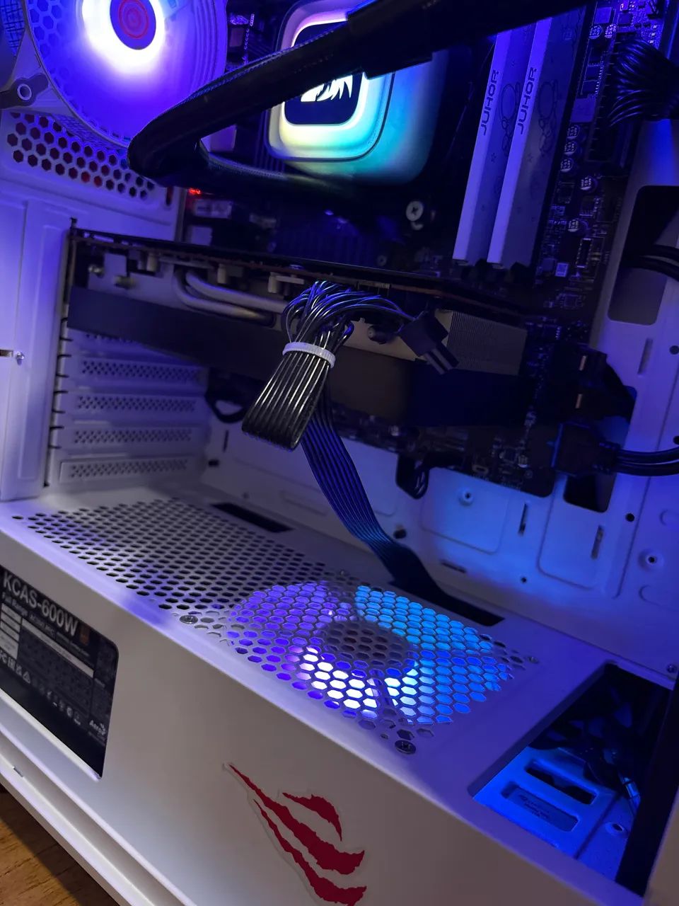 Placa de vídeo RX 5700 XT - Foto 2