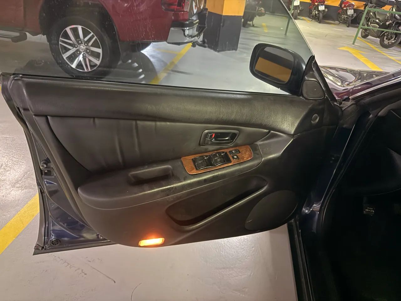 Lexus ES-300 3, foto 13 de 14