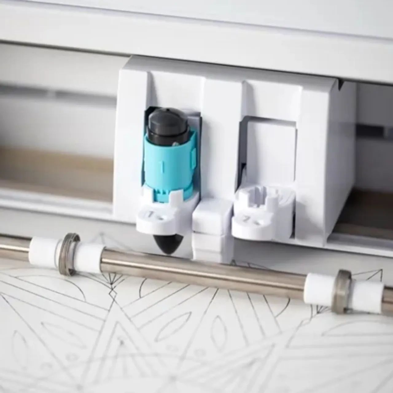 Plotter Silhouette Portrait 3 nunca usada - Foto 6