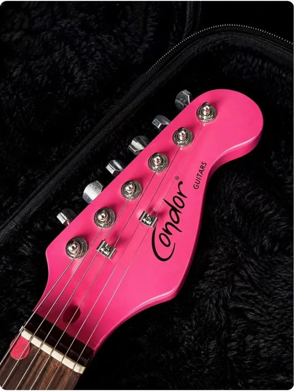 Guitarra stratocaster Condor Custom  - Foto 3