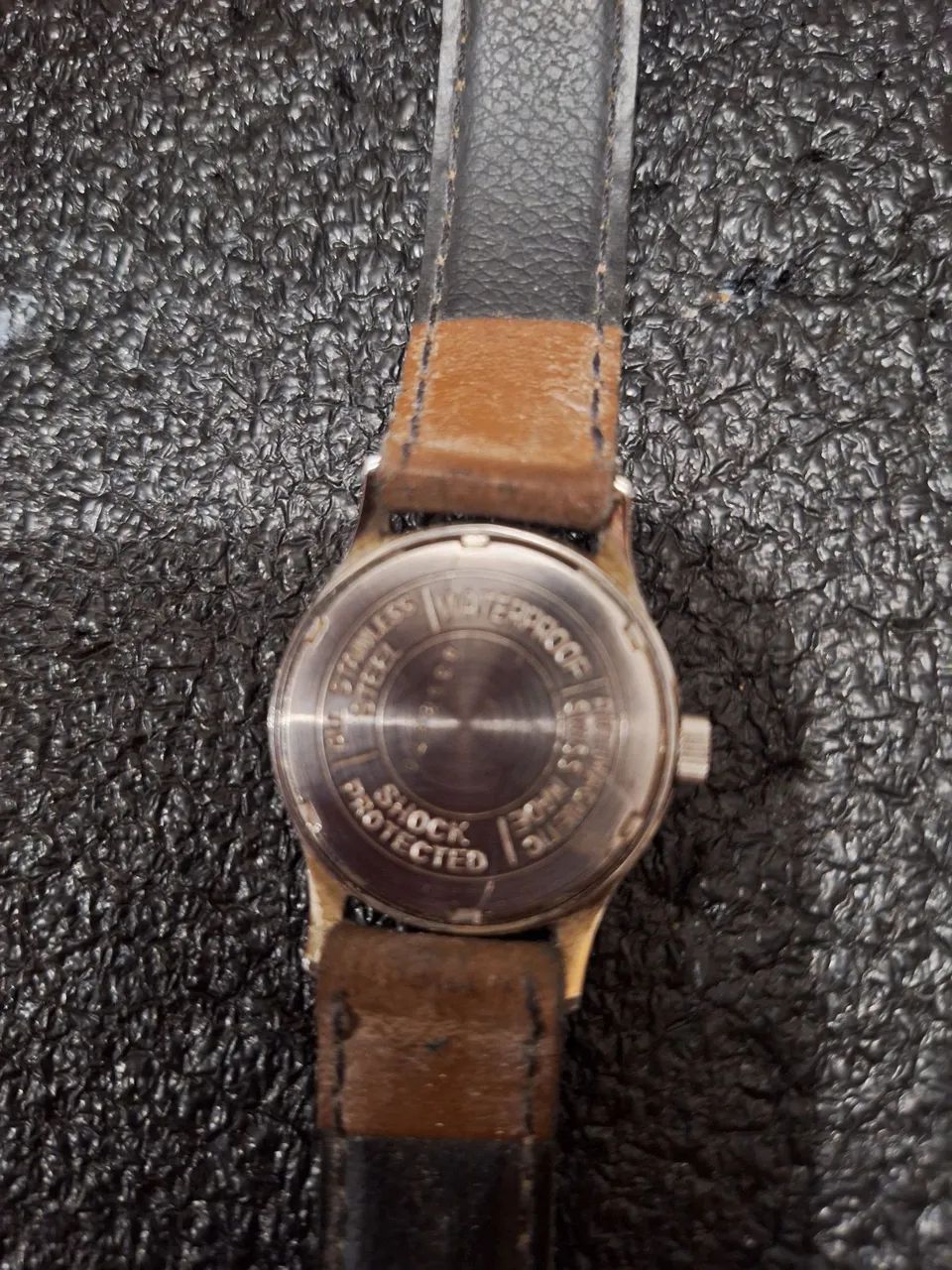 Relógio Technos Swiss à corda vintage funcionando  - Foto 3