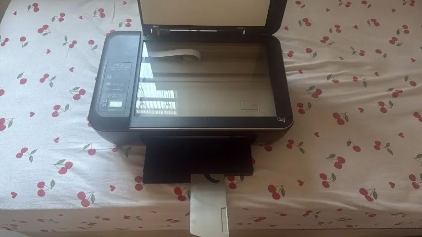 Impressora HP DeskJet Ink Advantage 2516 Multifuncional - Foto 2