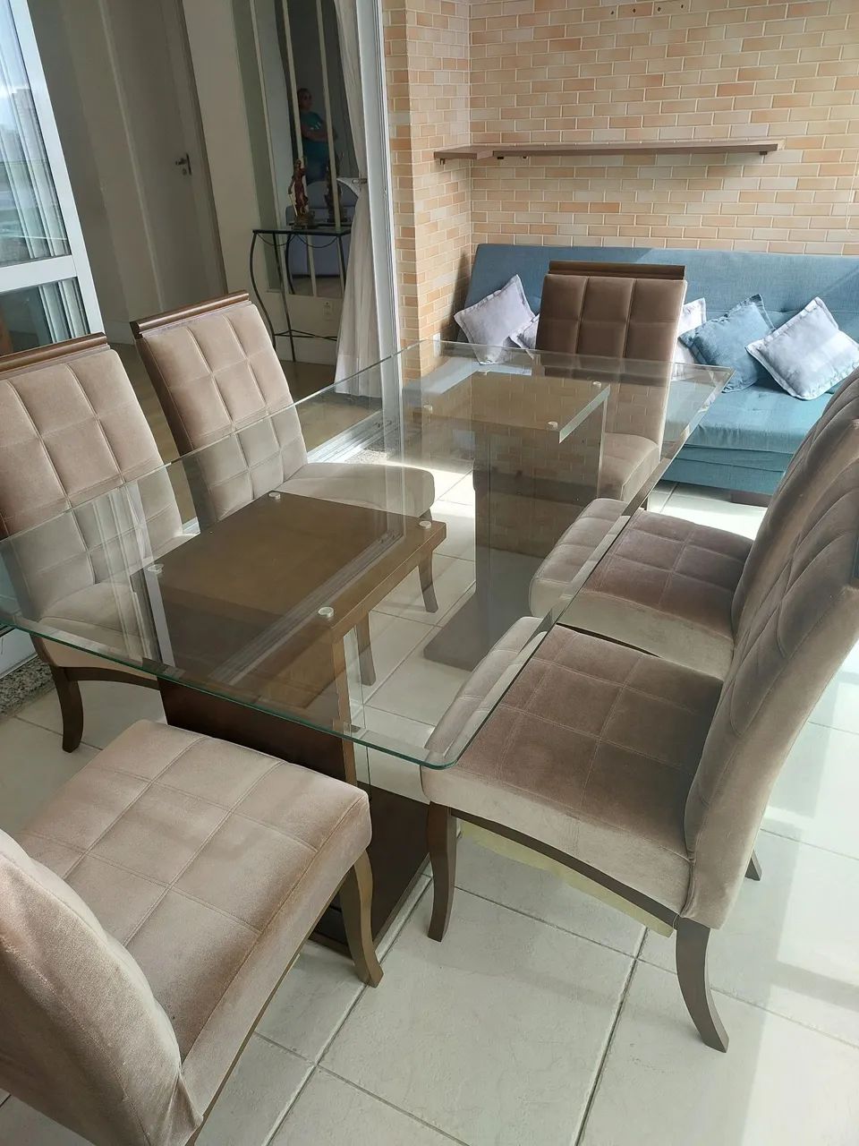 DINING TABLE65163273975681121