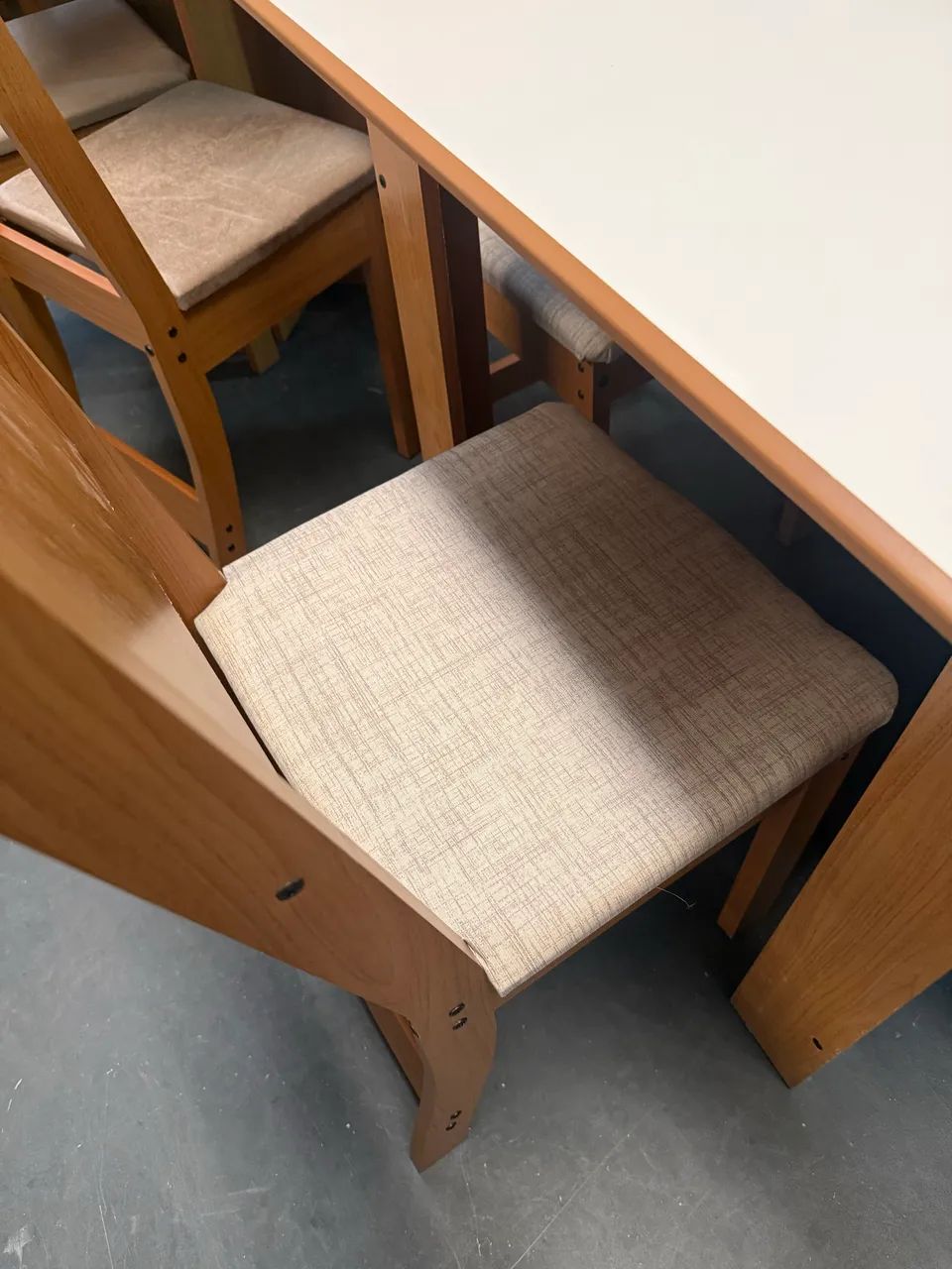 Mesa com 4 cadeiras medida 90x90 cm - pronta entrega  - Foto 2