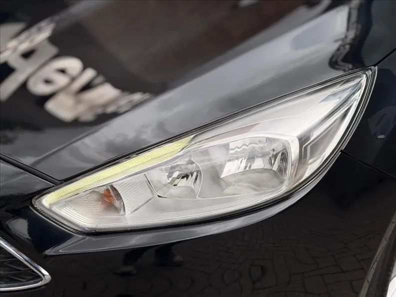 Ford Focus Fastback Se/se Plus 2.0 Flex Aut. 2017 - Foto 4