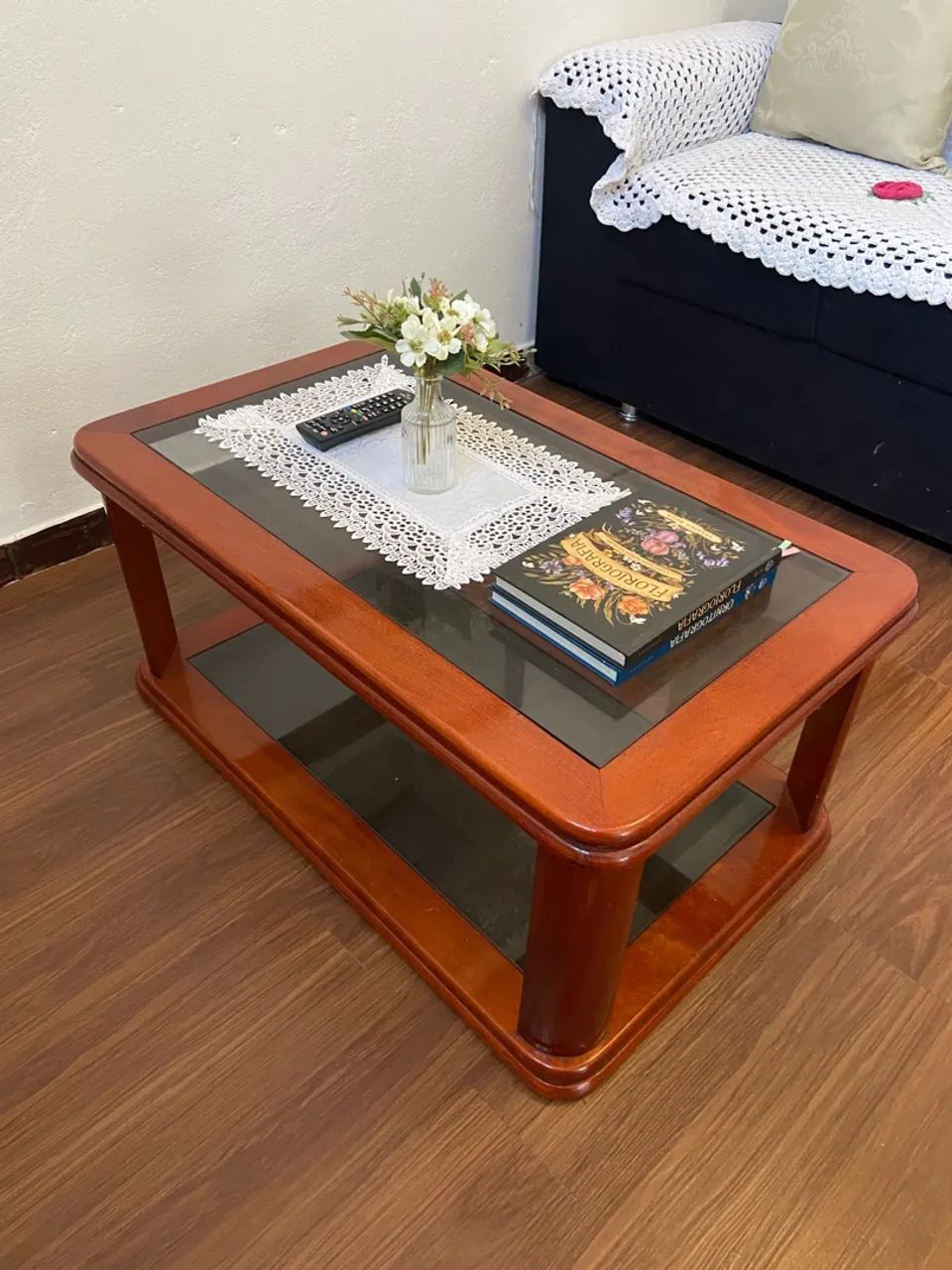 Mesa de centro de madeira e vidro - Foto 3