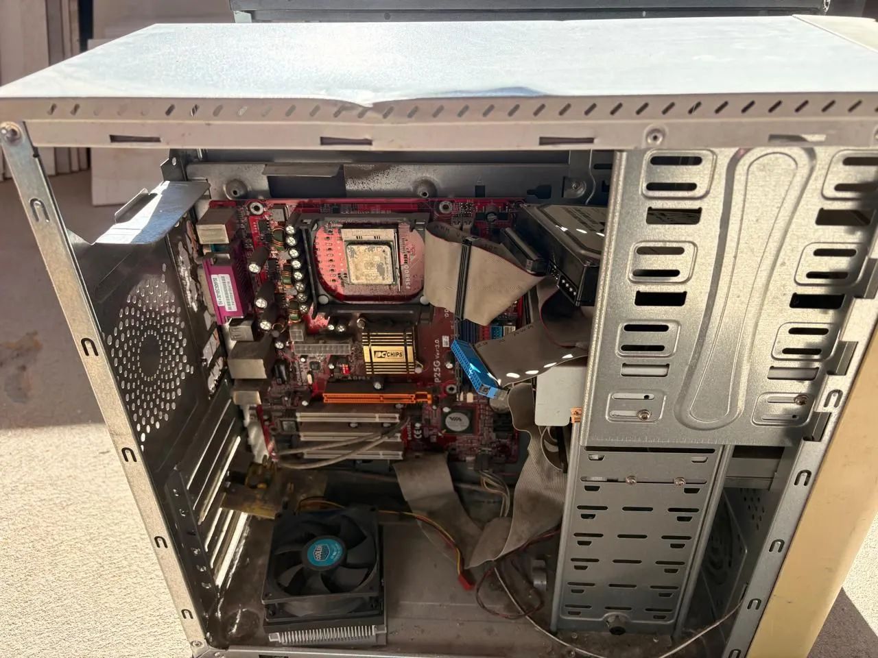 3 Gabinete (CPU) , Com Peças ( Oportunidade ) - Foto 2