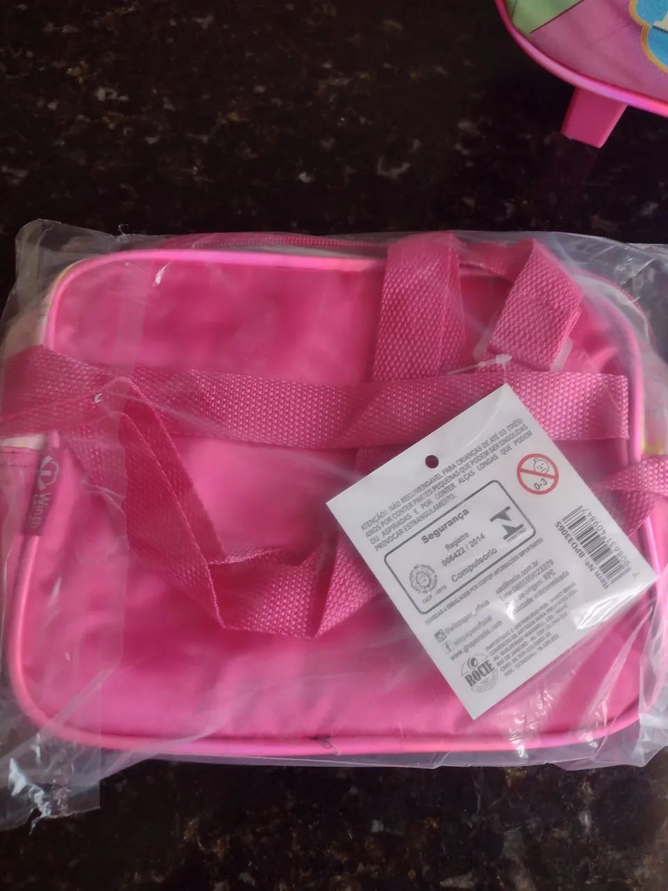 Kit mochila de rodinhas e estojos princesa  - Foto 4