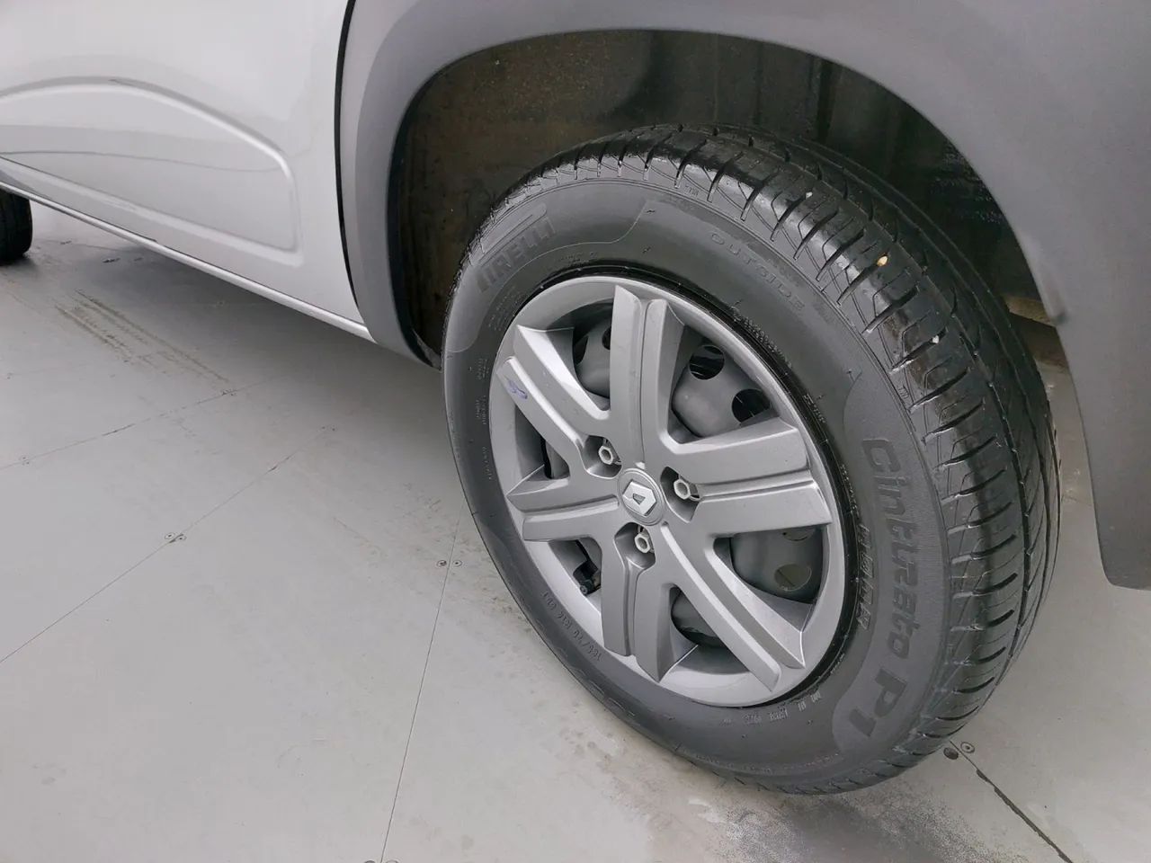 Renault Kwid 1.0 Zen, foto 12 de 18