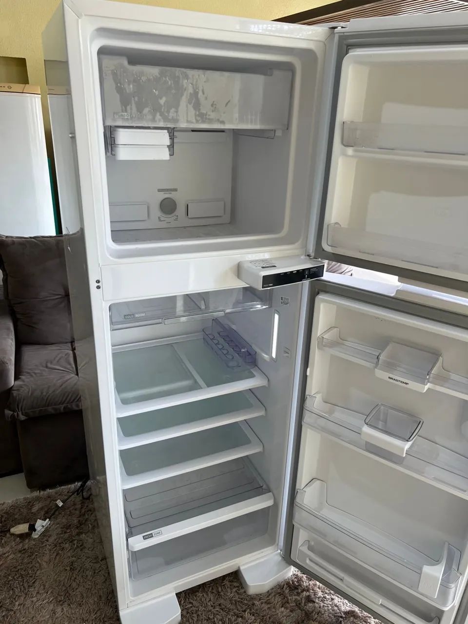 Geladeira Com Apenas 4 Meses de Uso Brastemp 375lts Frost Free Garantia de Loja Ainda  - Foto 4