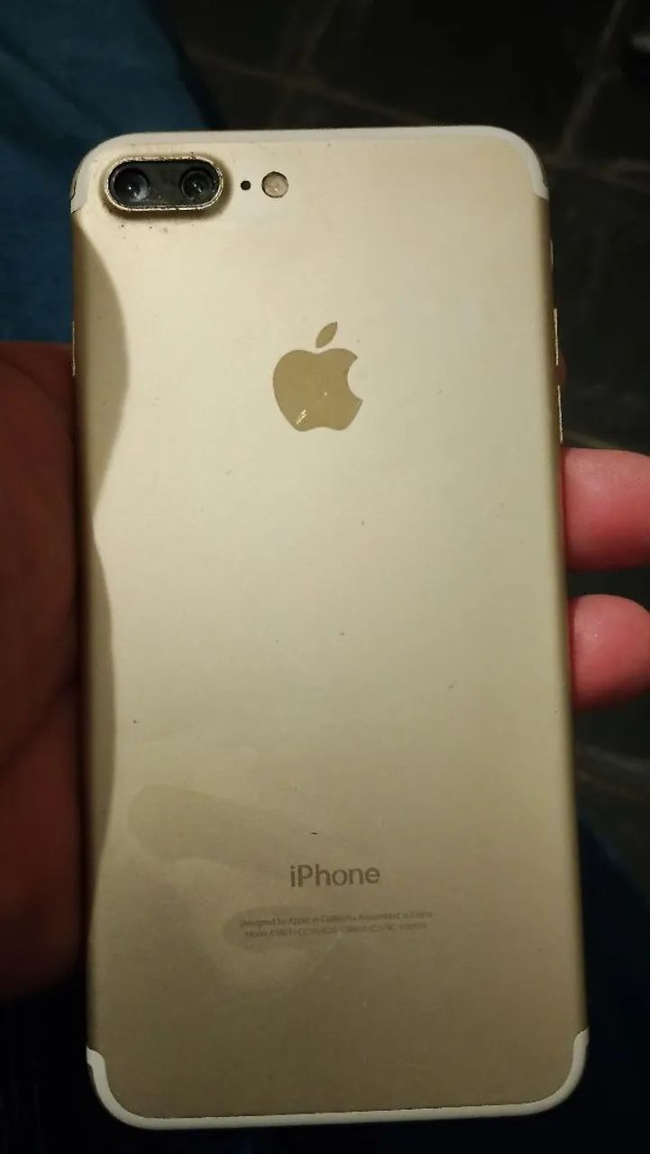 Celular iPhone 7plus.. com defeitos Lê bem a descrição  - Foto 5