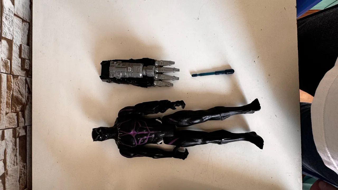 3 Bonecos Max Steel Antigos + pantera Negra  - Foto 2