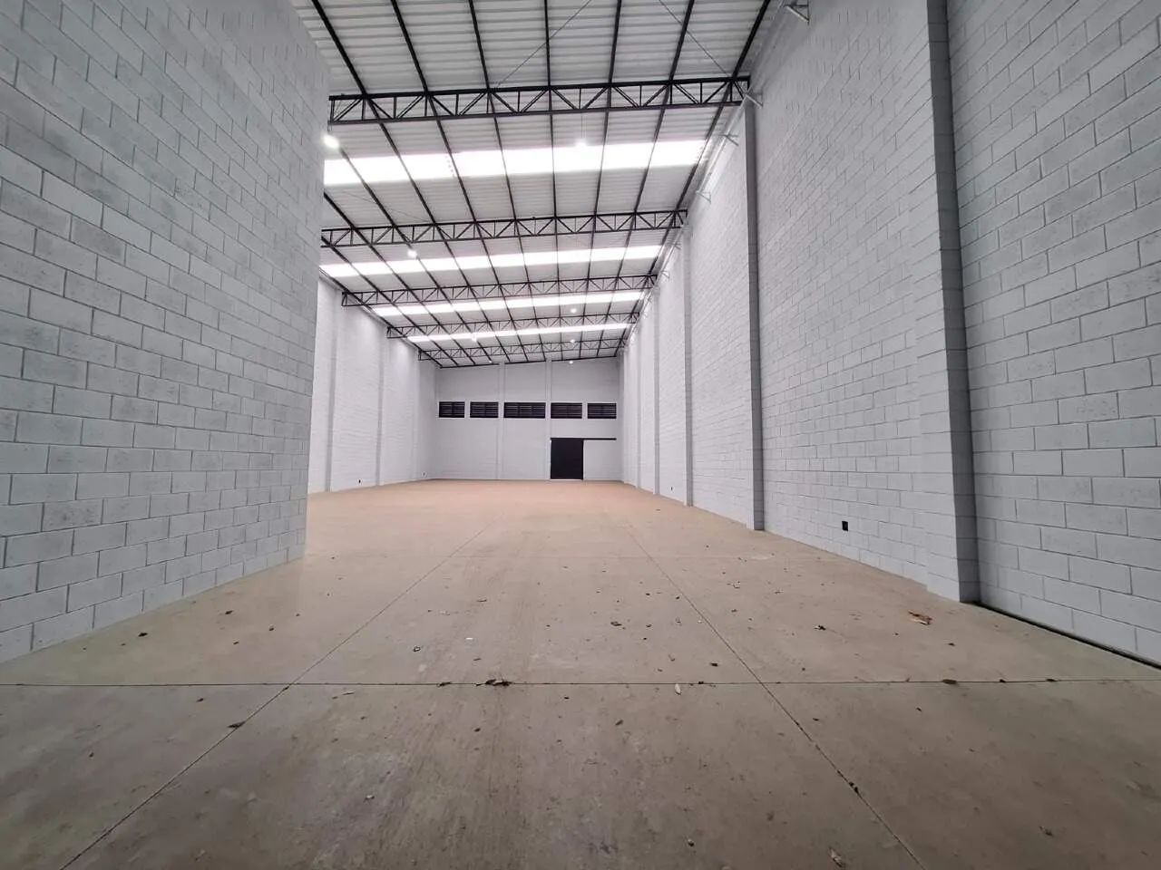Galpão Comercial para Aluguel com 570 m² em Cordeirópolis - Foto 4