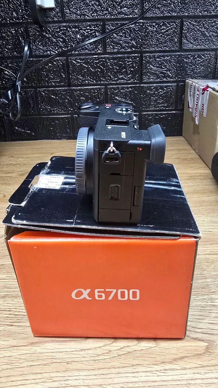 Sony 6700 - Foto 3
