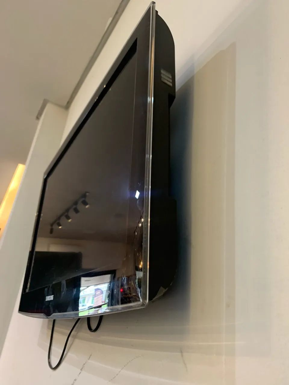 Tv  - Foto 2