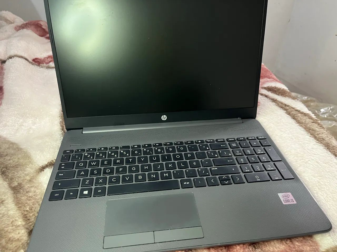 Notebook em ótimo estado 