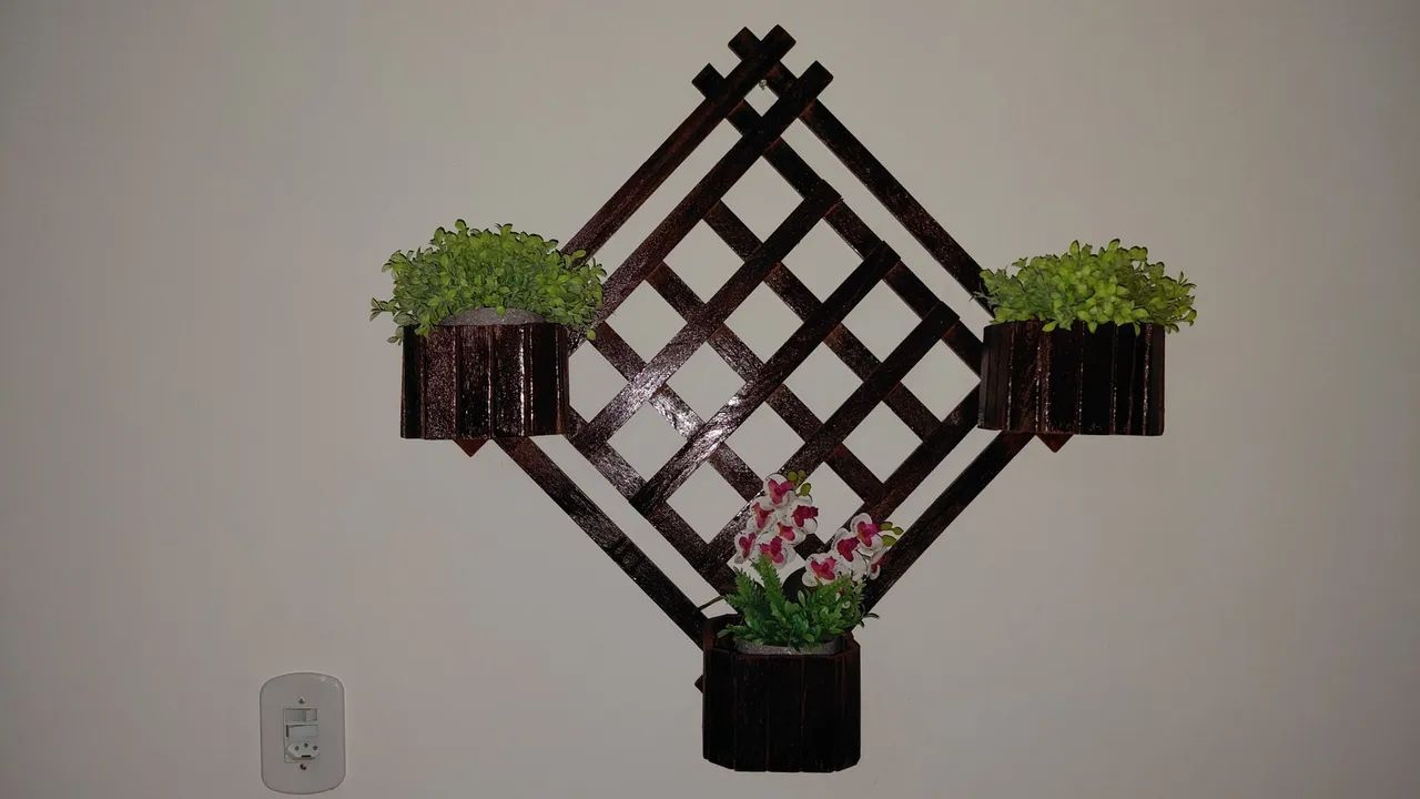Duas Cadeira de Fibra e decoração, conjunto - Foto 3