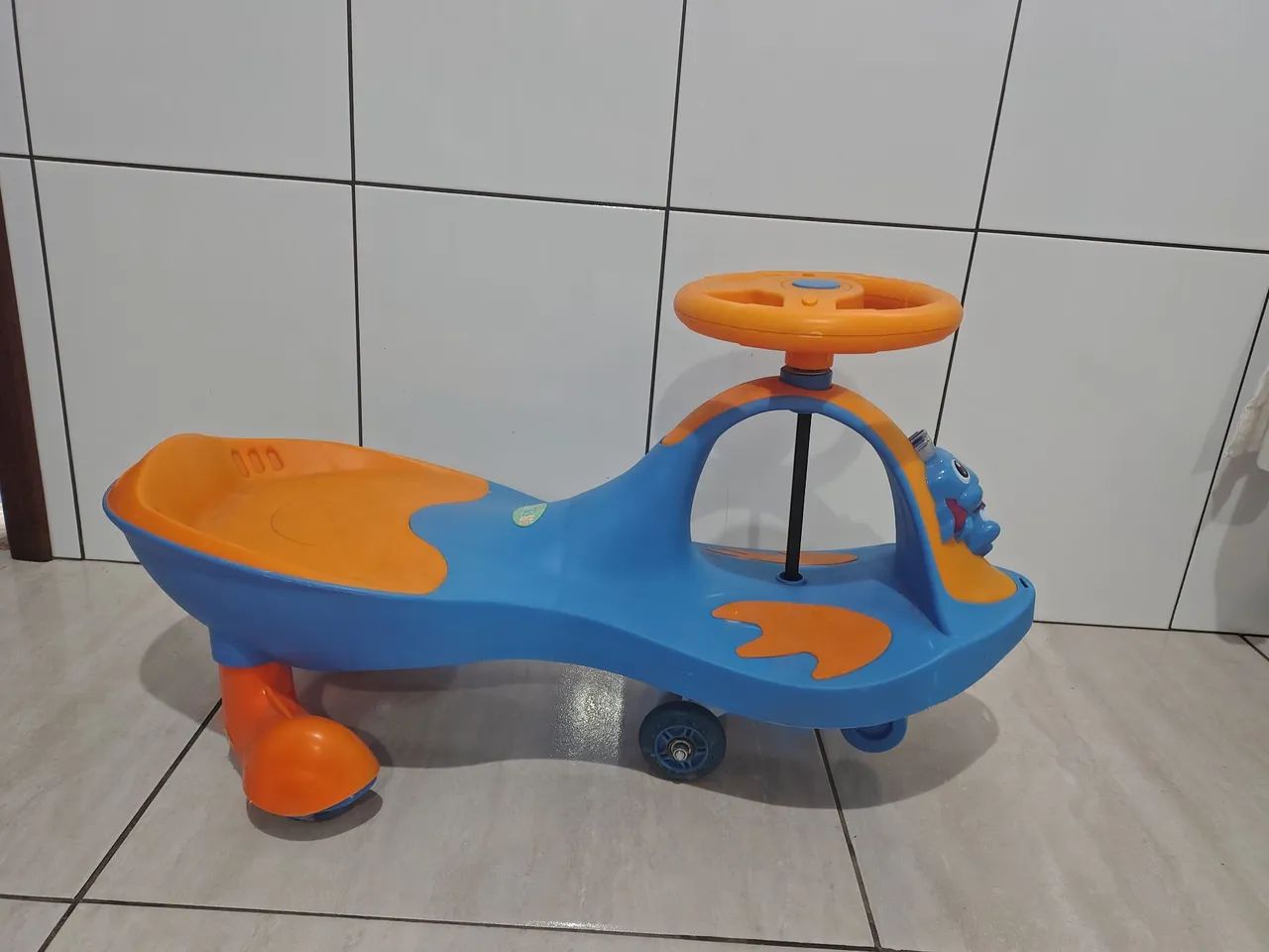 Carrinho de rolimã infantil  - Foto 2
