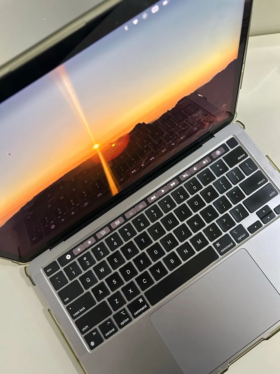 MacBook Pro M2 - Foto 3