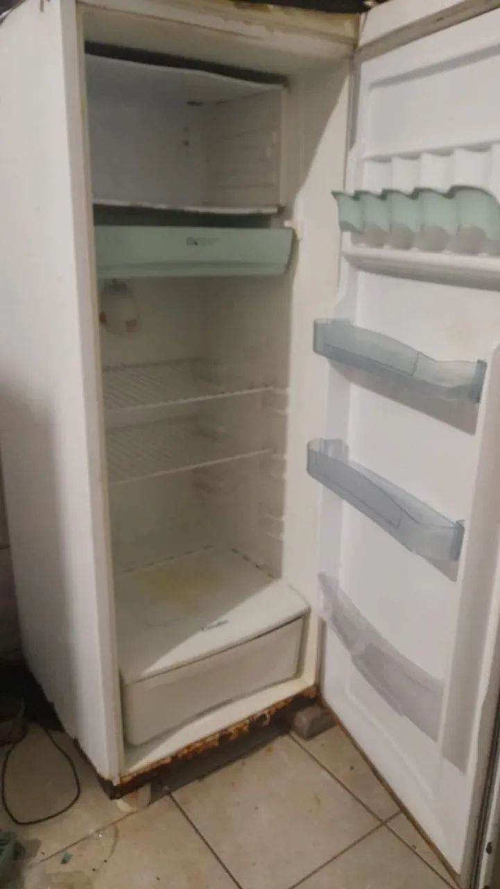 Geladeira e fogão funcionando perfeitamente  - Foto 3