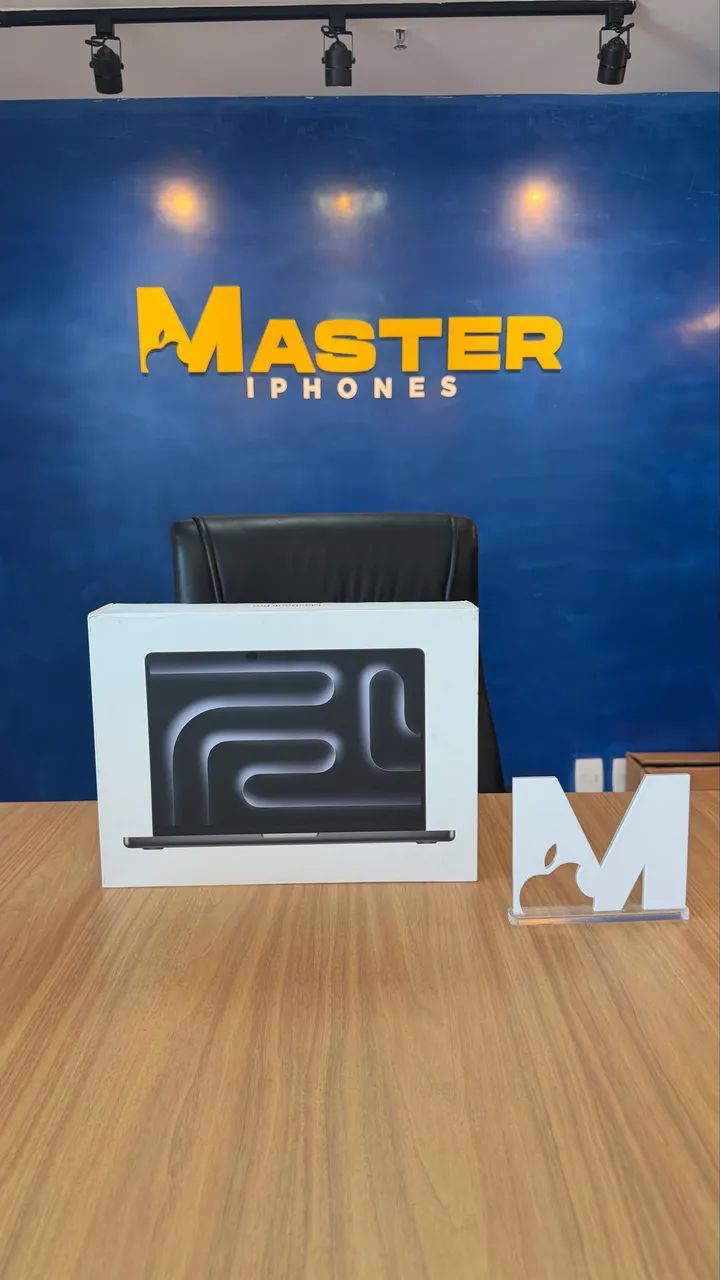 MACBOOK PRO M5 24/1TB 14?