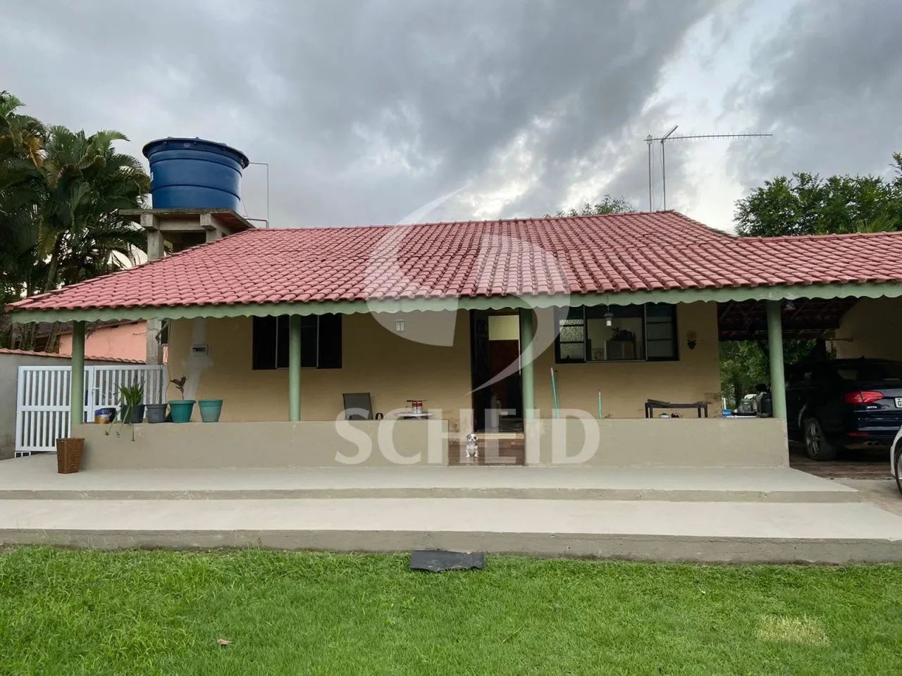 Excelente Chácara com casa, pomar e tanque de peixes em Peruíbe .