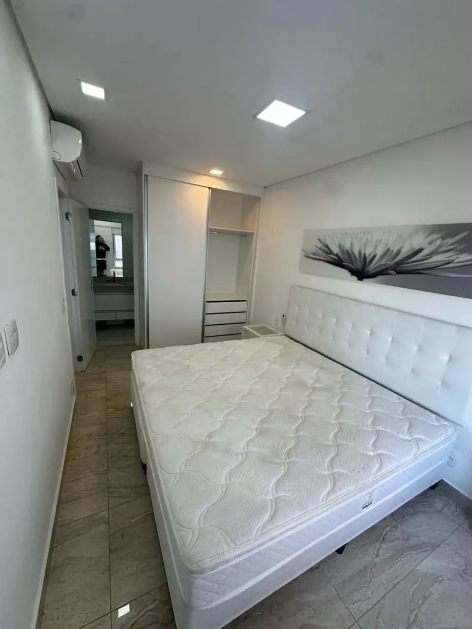 Baixou para alugar rápido apartamento mobiliado para aluguel no centro de Alphaville com 1 - Foto 11