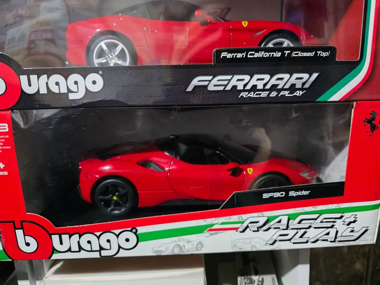 Miniatura 1:18 burago 1:18 novas na caixa valor unidade - Hobbies