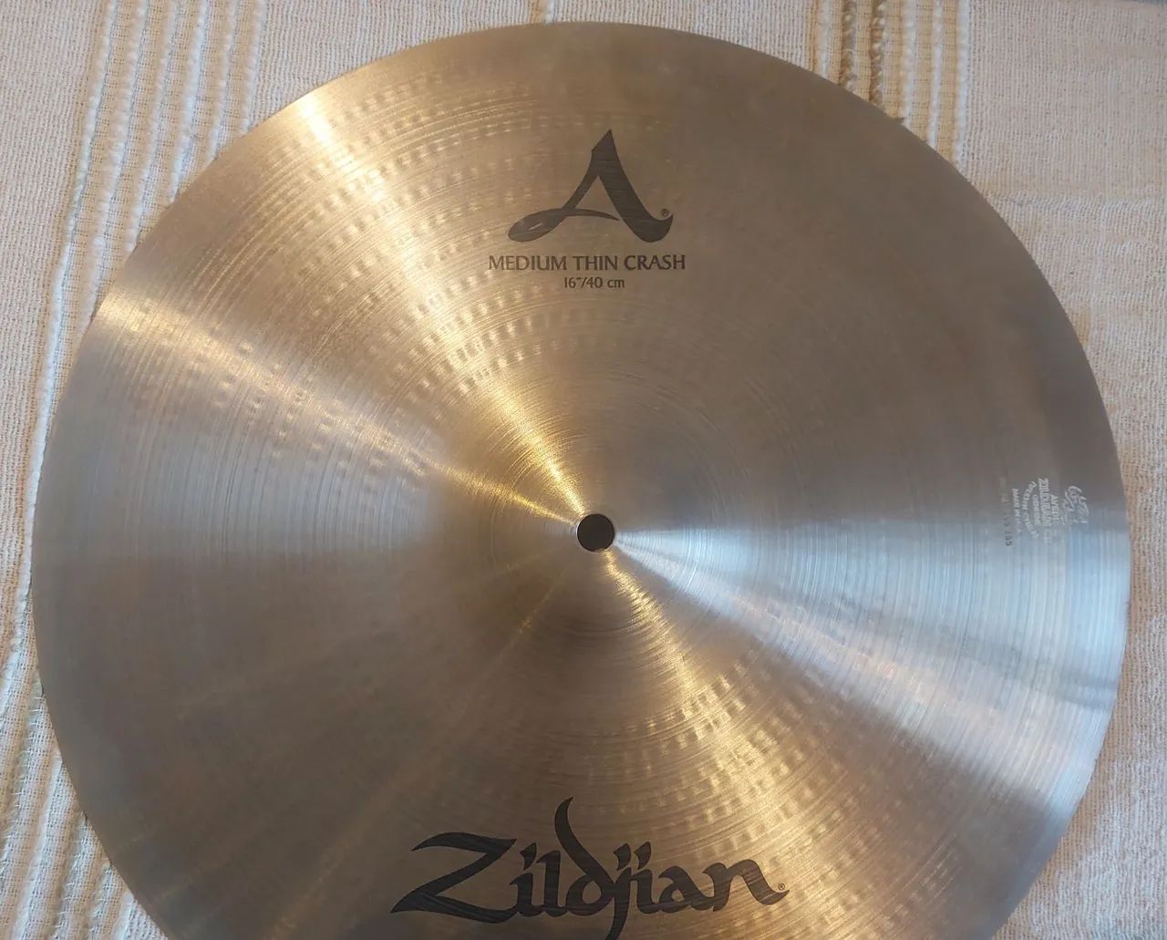 Zildjian avedis medium thin crash 16 - Foto 3