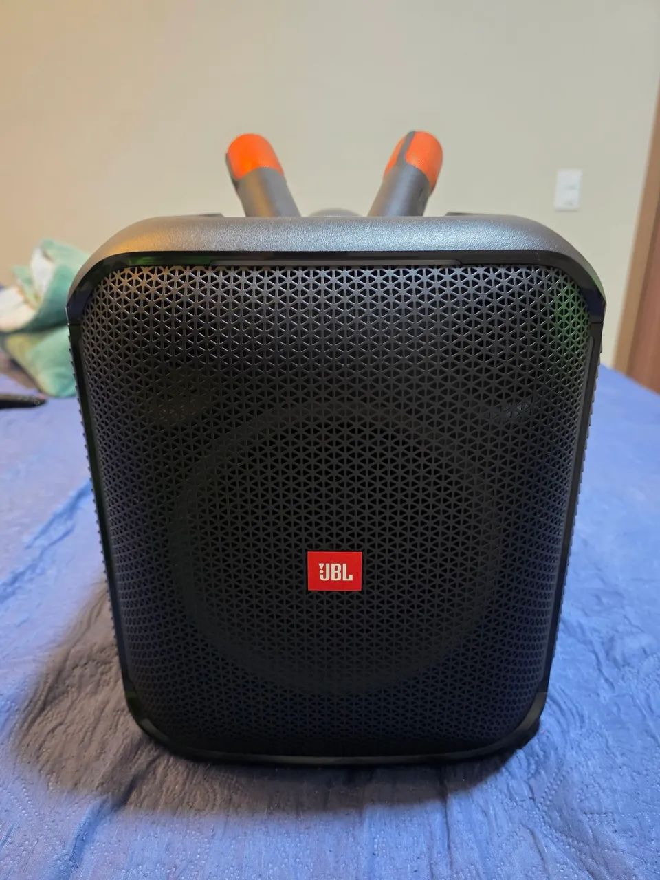 Caixa jbl encore