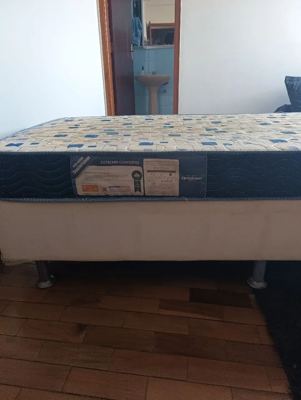 Cama de solteiro usada (box e colchão) - Foto 3