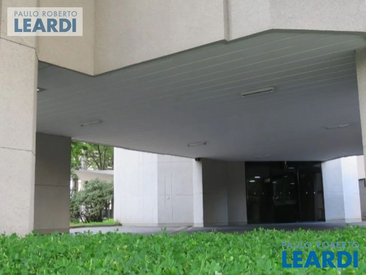 CONJ. COMERCIAL - BROOKLIN - SP