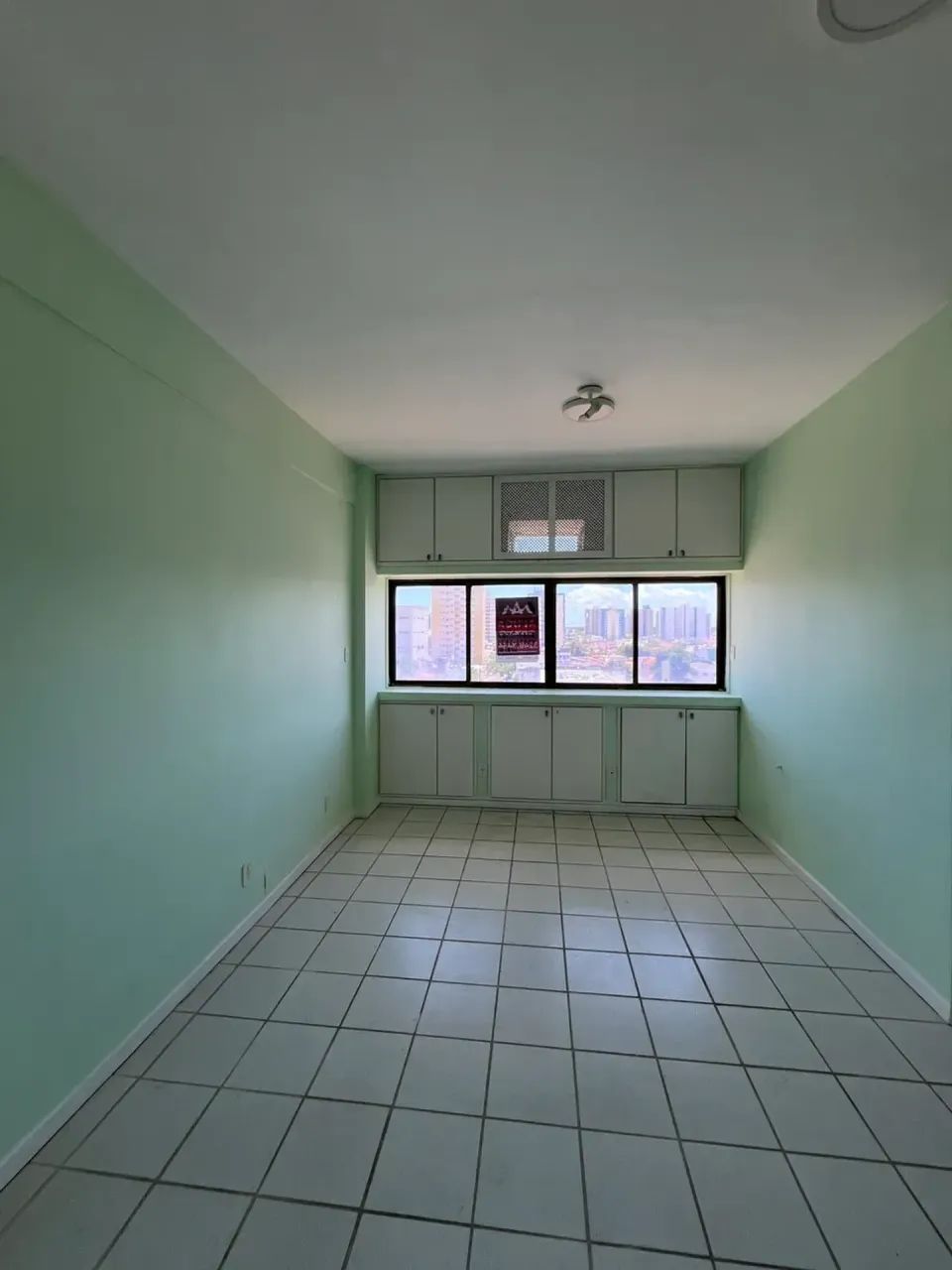 Sala para alugar no Edifício Clinical Center, bairro Centro. - Foto 3