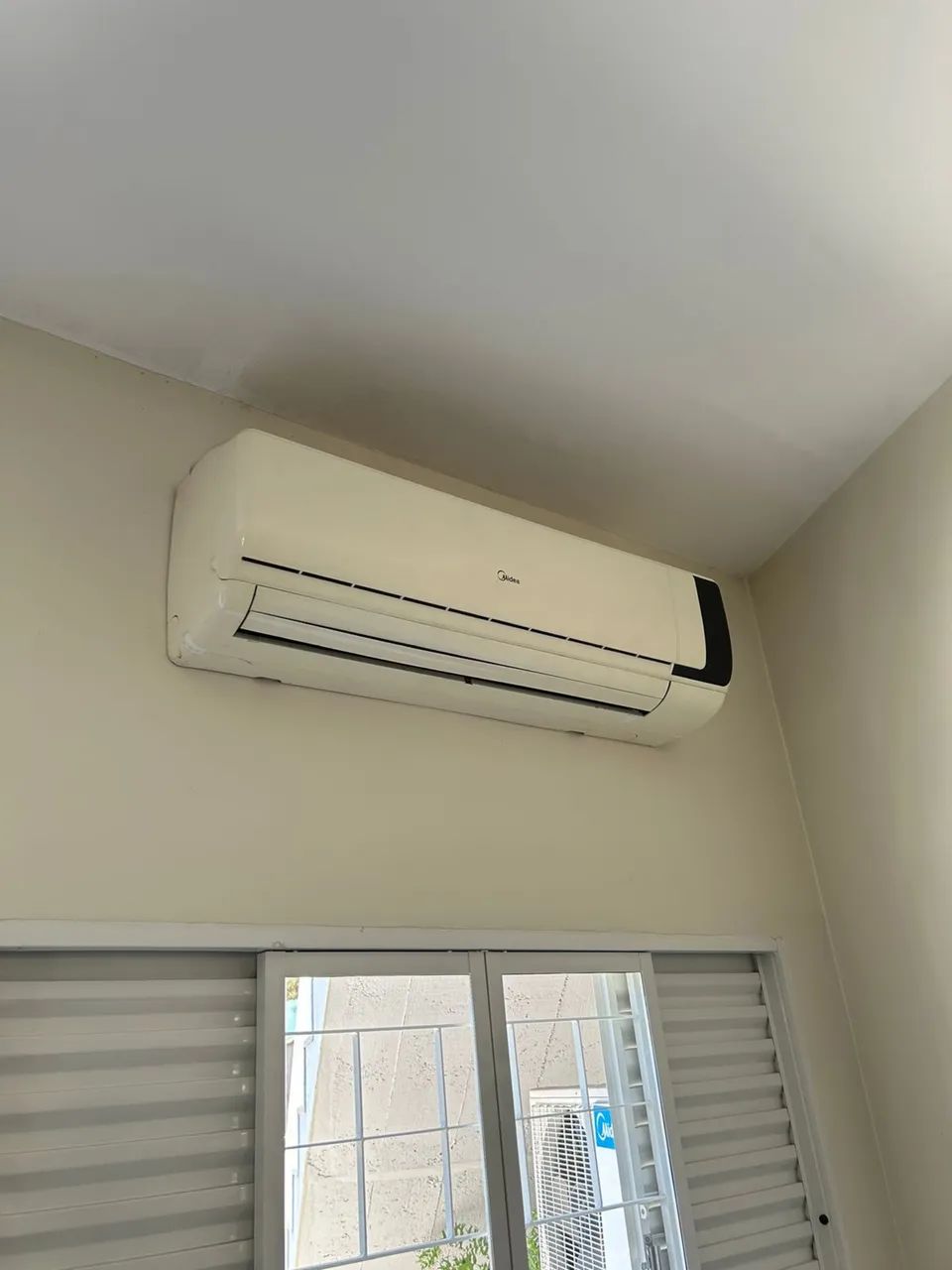 Ar condicionado MIDEA 22.000 BTUS