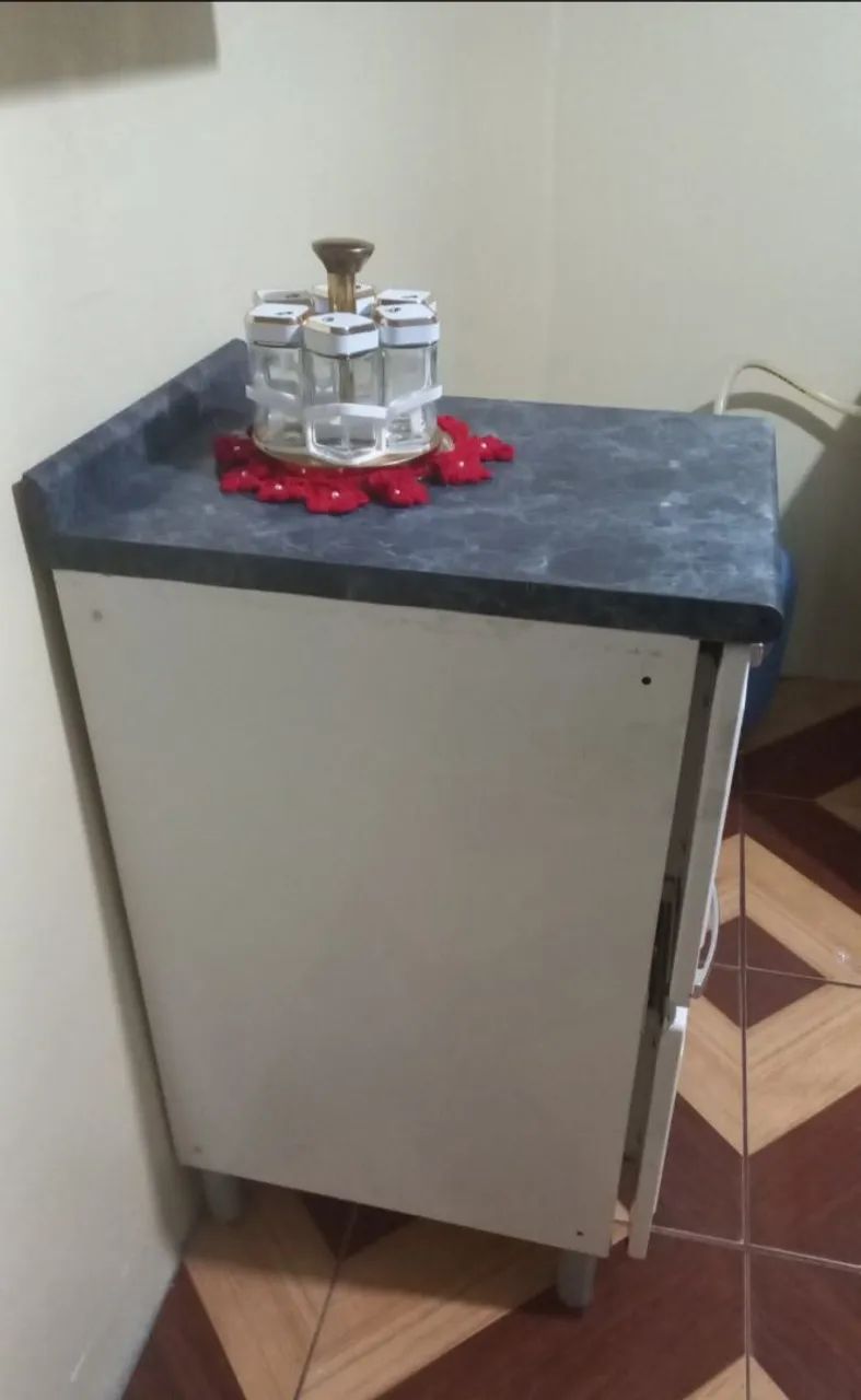 Vende-se esse armário  - Foto 2