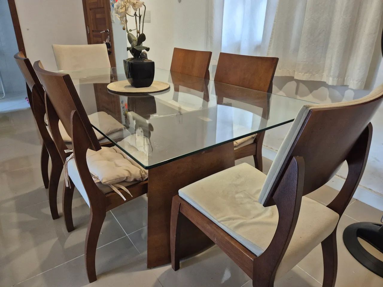MESA DE JANTAR 6 LUGARES
