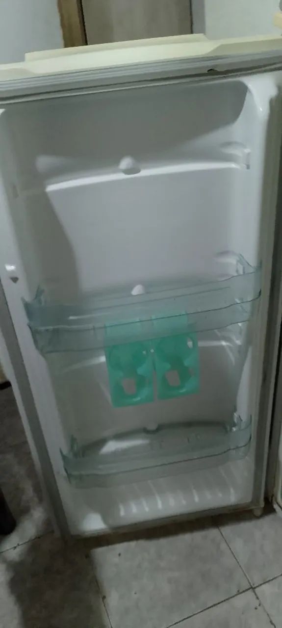 Geladeira usada 350 reais  - Foto 5