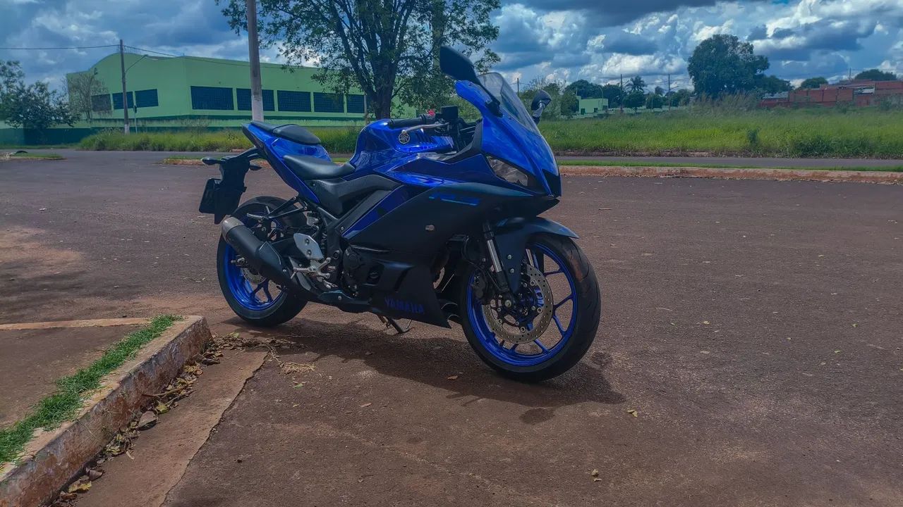 Yamaha R3 2024 - Foto 5